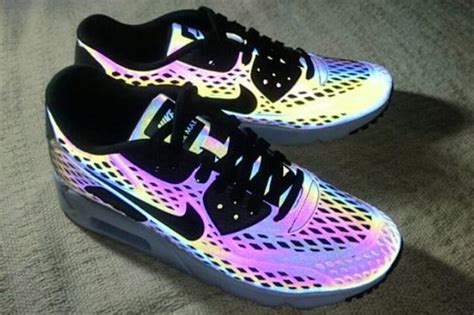 nike hologramm schuhe|nike air max 90 hologram.